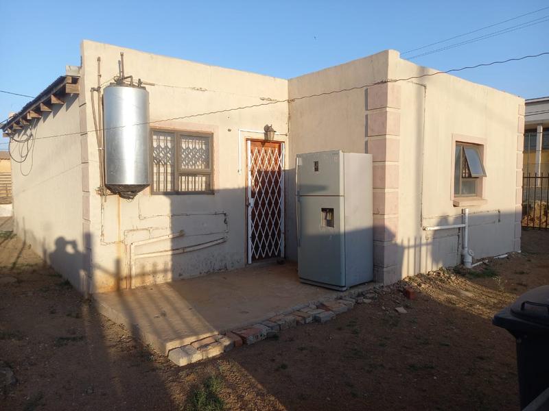 2 Bedroom Property for Sale in Thabong Free State